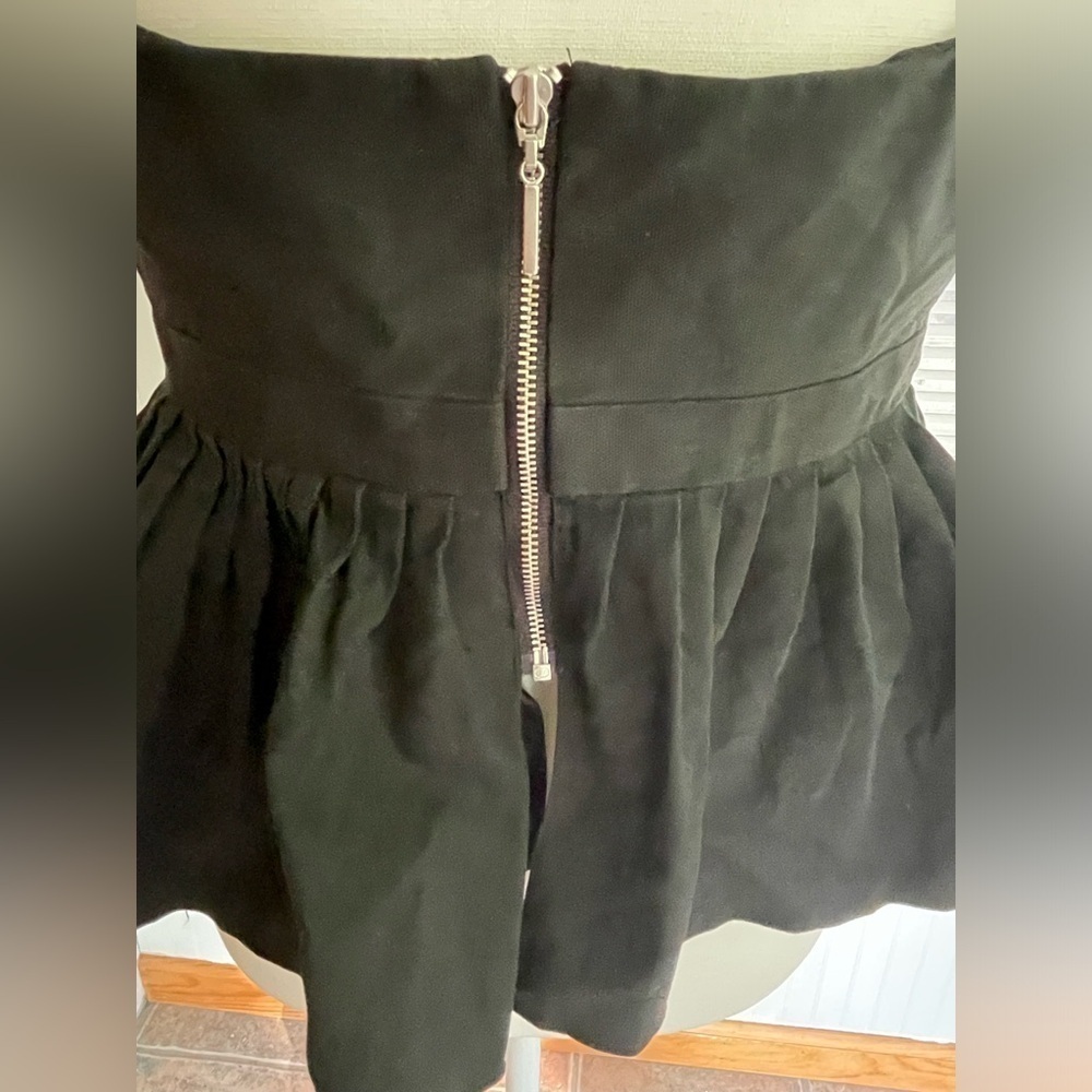 Nanette Lepore Guilty Pleasure Peplum Style Crop Top Black Size 8 - Picture 5 of 10